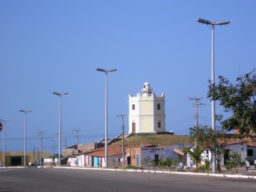 Le phare du port de
        commerce